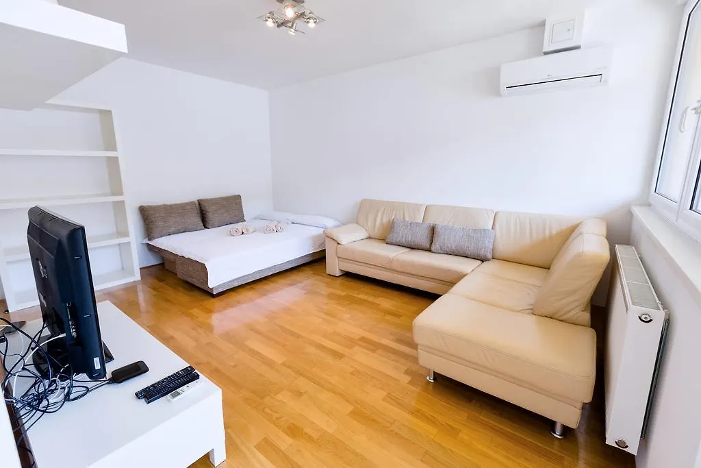 Apartment Panda 777 Ljubljana Slovenia